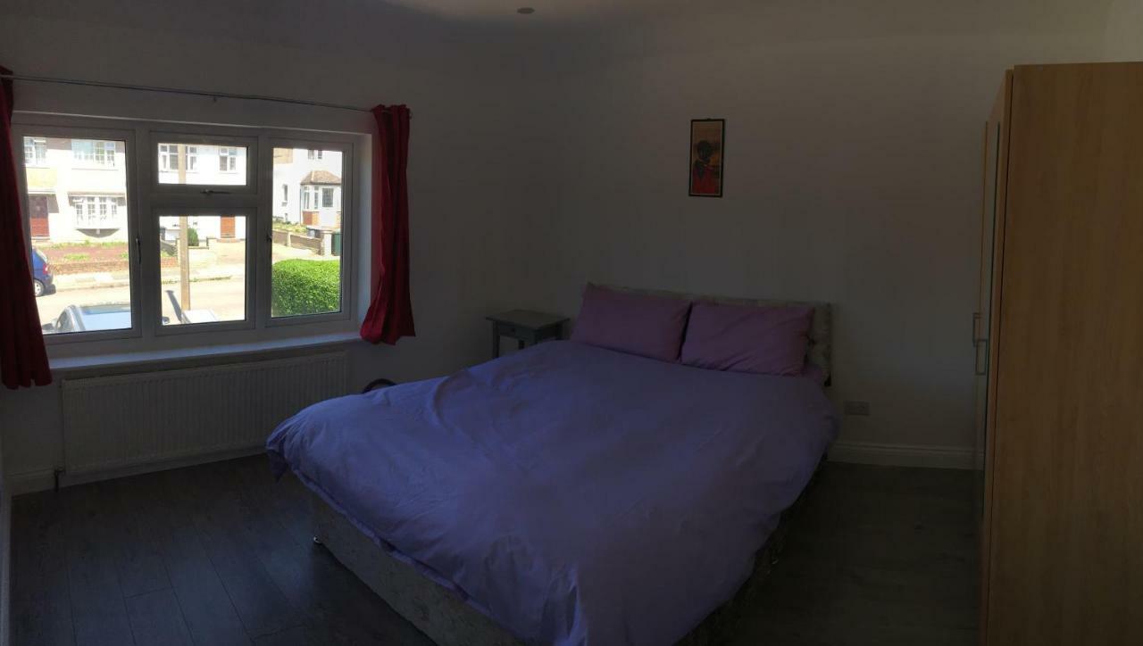 הנדון Rushden Vacation Home מראה חיצוני תמונה